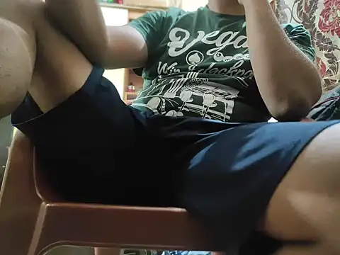 rocky4u7 online show from 11-11-25, 10:59