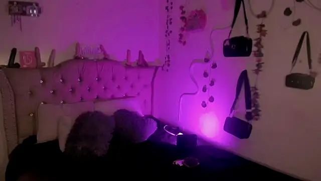 Snapshot of Cata_MW chatting on 05-12-26, 07:22 Cata MW online show from 05-12-26, 07:22