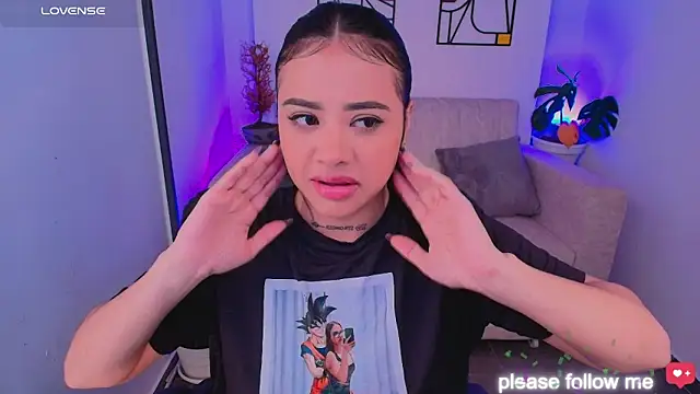 nicemiiaa7  online show from 02-24-26, 01:03