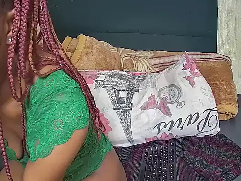 Pretty miss devilxxx35 online show from 06-27-26, 06:46
