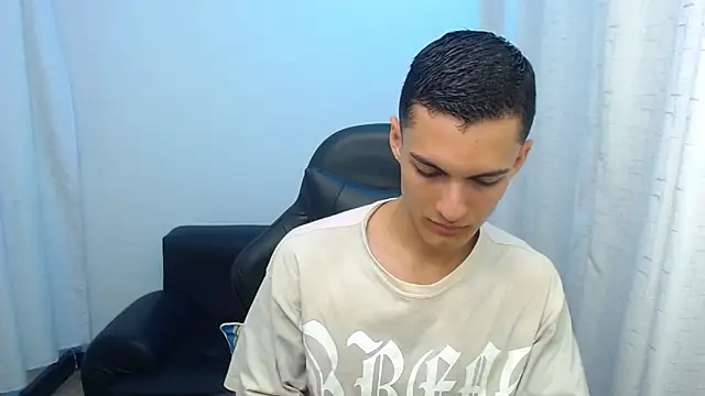 Matiius18 online show from 04-10-26, 02:11