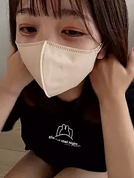 Snapshot of Sakura-japanese- chatting on 10-04-25, 04:10 Sakura-japanese- online show from 10-04-25, 04:10