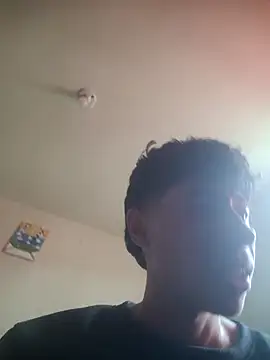 Snapshot of Rolito69 chatting on 09-08-25, 06:07 Rolito69 online show from 09-08-25, 06:07