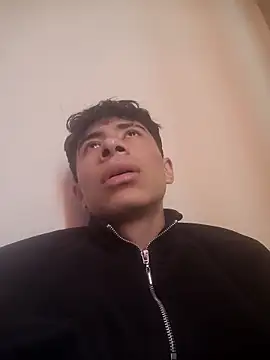 Snapshot of Rolito69 chatting on 09-21-25, 09:16 Rolito69 online show from 09-21-25, 09:16