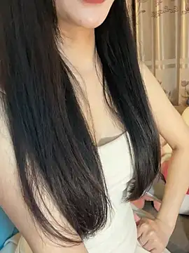 Dior baby online show from 03-20-26, 04:28