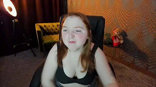 Snapshot of KattyRose8 chatting on 04-21-26, 05:39 KattyRose8 online show from 04-21-26, 05:39