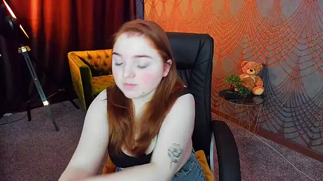 Snapshot of KattyRose8 chatting on 05-08-26, 05:35 KattyRose8 online show from 05-08-26, 05:35