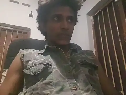 Snapshot of Ashy2001 chatting on 09-11-25, 05:51 Ashy2001 online show from 09-11-25, 05:51