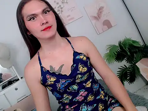 Snapshot of Pinkyweb_03 chatting on 07-11-26, 03:20 Pinkyweb 03 online show from 07-11-26, 03:20
