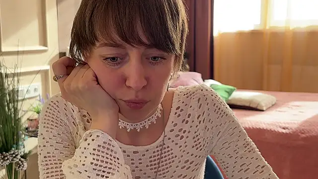 Snapshot of daniellia_ chatting on 05-26-26, 02:24 daniellia online show from 05-26-26, 02:24