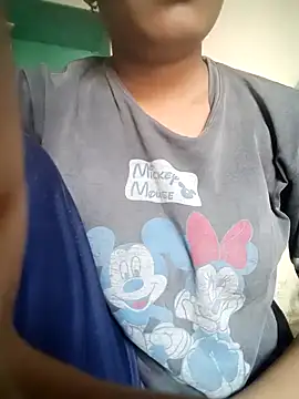 Snapshot of Hot_siiii chatting on 09-13-25, 02:22 Hot siiii online show from 09-13-25, 02:22