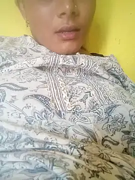 Snapshot of Hot_siiii chatting on 10-03-25, 08:11 Hot siiii online show from 10-03-25, 08:11