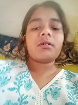 Snapshot of Hot_siiii chatting on 10-08-25, 02:20 Hot siiii online show from 10-08-25, 02:20