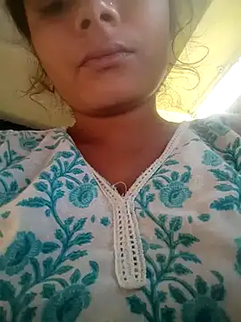 Snapshot of Hot_siiii chatting on 10-12-25, 01:48 Hot siiii online show from 10-12-25, 01:48