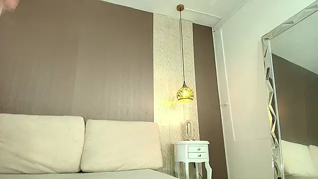 Tiifany Baker online show from 02-18-26, 07:54