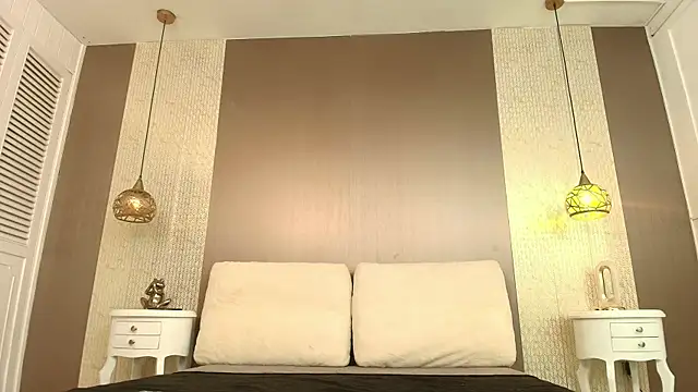 Tiifany Baker online show from 02-20-26, 07:47