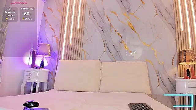 Tiifany Baker online show from 03-18-26, 07:50