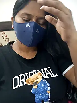 Snapshot of Shy_Peehu chatting on 09-20-25, 06:31 Shy Peehu online show from 09-20-25, 06:31