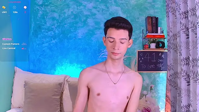 Snapshot of VicenteFerrer chatting on 09-13-25, 03:12 VicenteFerrer online show from 09-13-25, 03:12