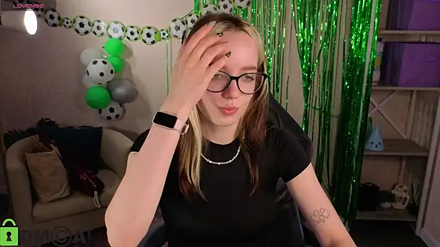 R0cket bunny online show from 07-05-26, 01:01