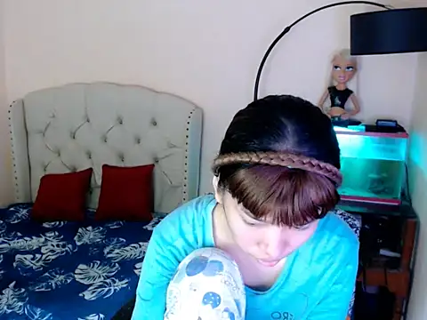 ShantalFoxxy  online show from 02-19-26, 02:40