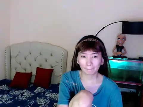Snapshot of ShantalFoxxy_ chatting on 04-28-26, 03:06 ShantalFoxxy online show from 04-28-26, 03:06