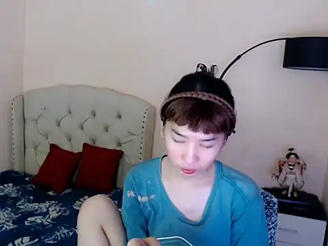 Snapshot of ShantalFoxxy_ chatting on 05-06-26, 03:46 ShantalFoxxy online show from 05-06-26, 03:46