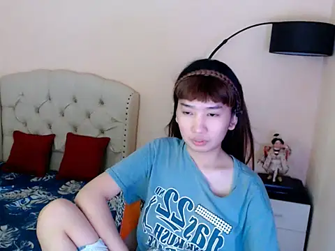 Snapshot of ShantalFoxxy_ chatting on 05-11-26, 06:41 ShantalFoxxy online show from 05-11-26, 06:41