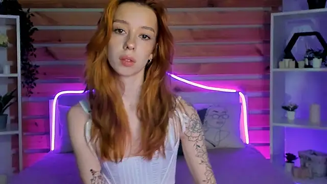 Lori Williams online show from 11-25-25, 12:54