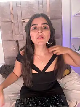 Snapshot of salomecute21 chatting on 10-02-25, 01:29 salomecute21 online show from 10-02-25, 01:29