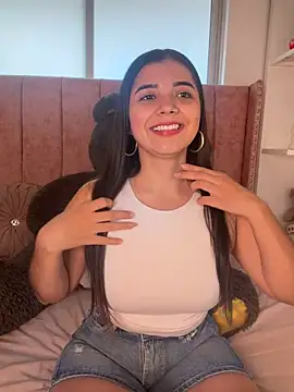 salomecute21 online show from 07-08-26, 11:48