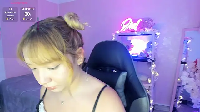 JuliethMoss online show from 02-18-26, 08:38