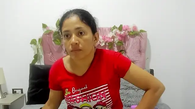 ivy moon05 online show from 01-16-26, 04:55