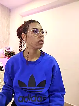 Pamelamiler   online show from 10-07-25, 12:02