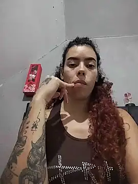 Snapshot of Pamelamiler__ chatting on 06-19-26, 02:38 Pamelamiler online show from 06-19-26, 02:38