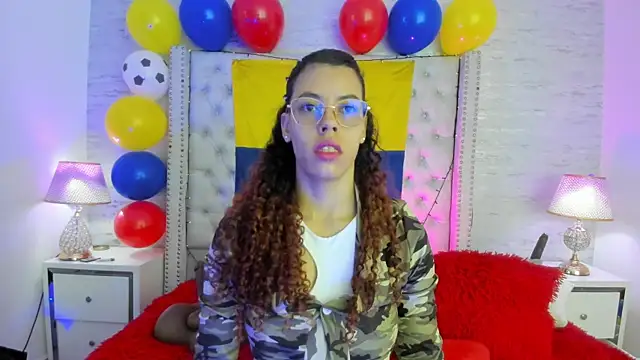 Snapshot of Pamelamiler__ chatting on 06-22-26, 12:13 Pamelamiler online show from 06-22-26, 12:13