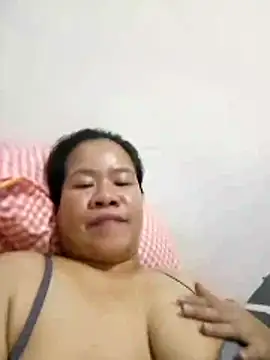 Snapshot of AsianbouncieGIRL chatting on 06-06-26, 05:12 AsianbouncieGIRL online show from 06-06-26, 05:12