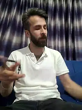 Snapshot of S-kt-et chatting on 05-24-26, 11:54 S-kt-et online show from 05-24-26, 11:54