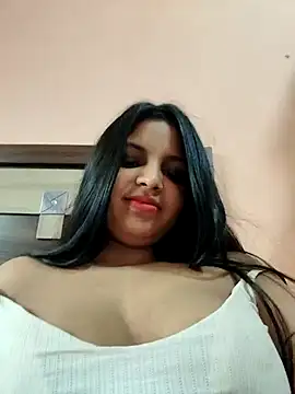 Snapshot of Maahhii_2 chatting on 05-01-26, 09:14 Maahhii 2 online show from 05-01-26, 09:14