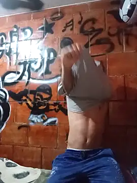 Snapshot of alexandercruz chatting on 02-27-26, 04:34 alexandercruz online show from 02-27-26, 04:34