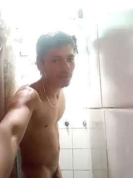 Snapshot of alexandercruz chatting on 03-01-26, 12:12 alexandercruz online show from 03-01-26, 12:12