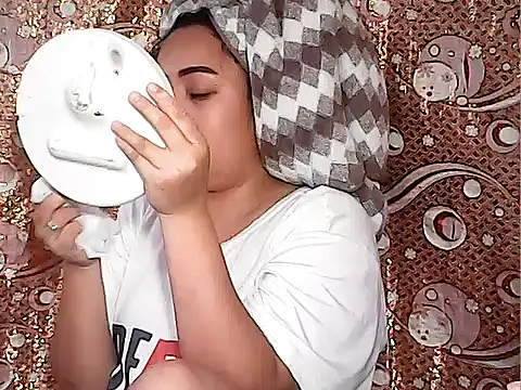 Pinay Chubby20 online show from 11-26-25, 01:50