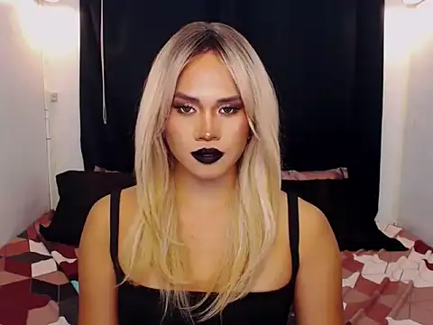 Snapshot of YllanaAltheaXxX chatting on 02-15-26, 05:26 YllanaAltheaXxX online show from 02-15-26, 05:26