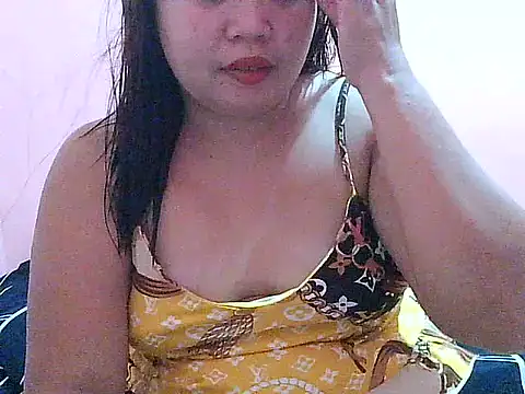 Snapshot of fresh_rosie chatting on 05-30-26, 11:18 fresh rosie online show from 05-30-26, 11:18