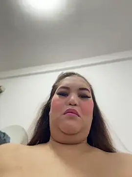 ashleygrahamts online show from 07-08-26, 12:26