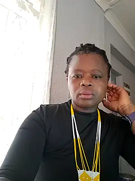 Snapshot of cairococo chatting on 09-24-25, 12:30 cairococo online show from 09-24-25, 12:30