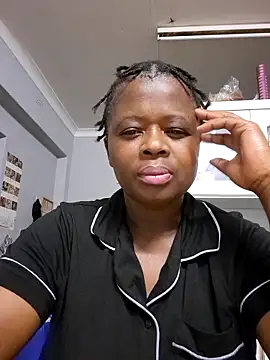 Snapshot of cairococo chatting on 09-28-25, 05:51 cairococo online show from 09-28-25, 05:51