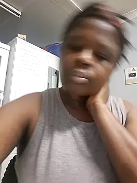 Snapshot of cairococo chatting on 09-30-25, 07:08 cairococo online show from 09-30-25, 07:08