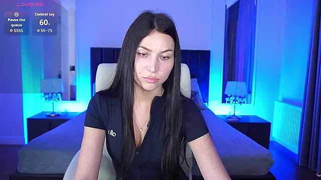 Snapshot of EliseVelour chatting on 06-03-26, 12:52 EliseVelour online show from 06-03-26, 12:52