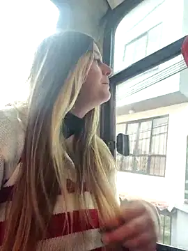 Fernandar2025 online show from 03-22-26, 03:48